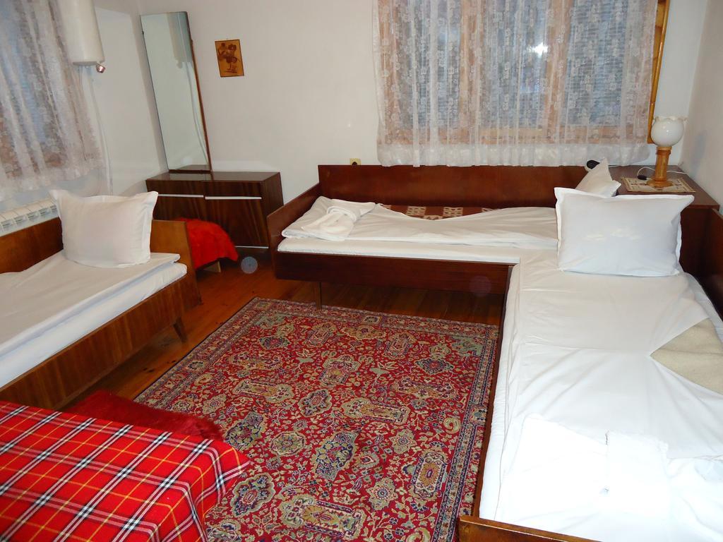 Guest House Ahp Mala Tsurkva Exterior photo