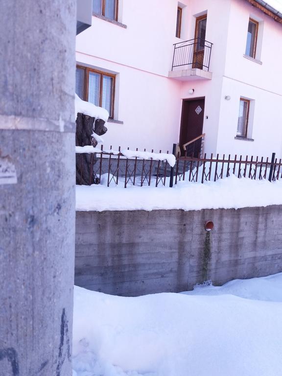 Guest House Ahp Mala Tsurkva Exterior photo